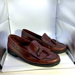 Bass Weejuns Tassel Penny Loafers size 8.5W in great condition